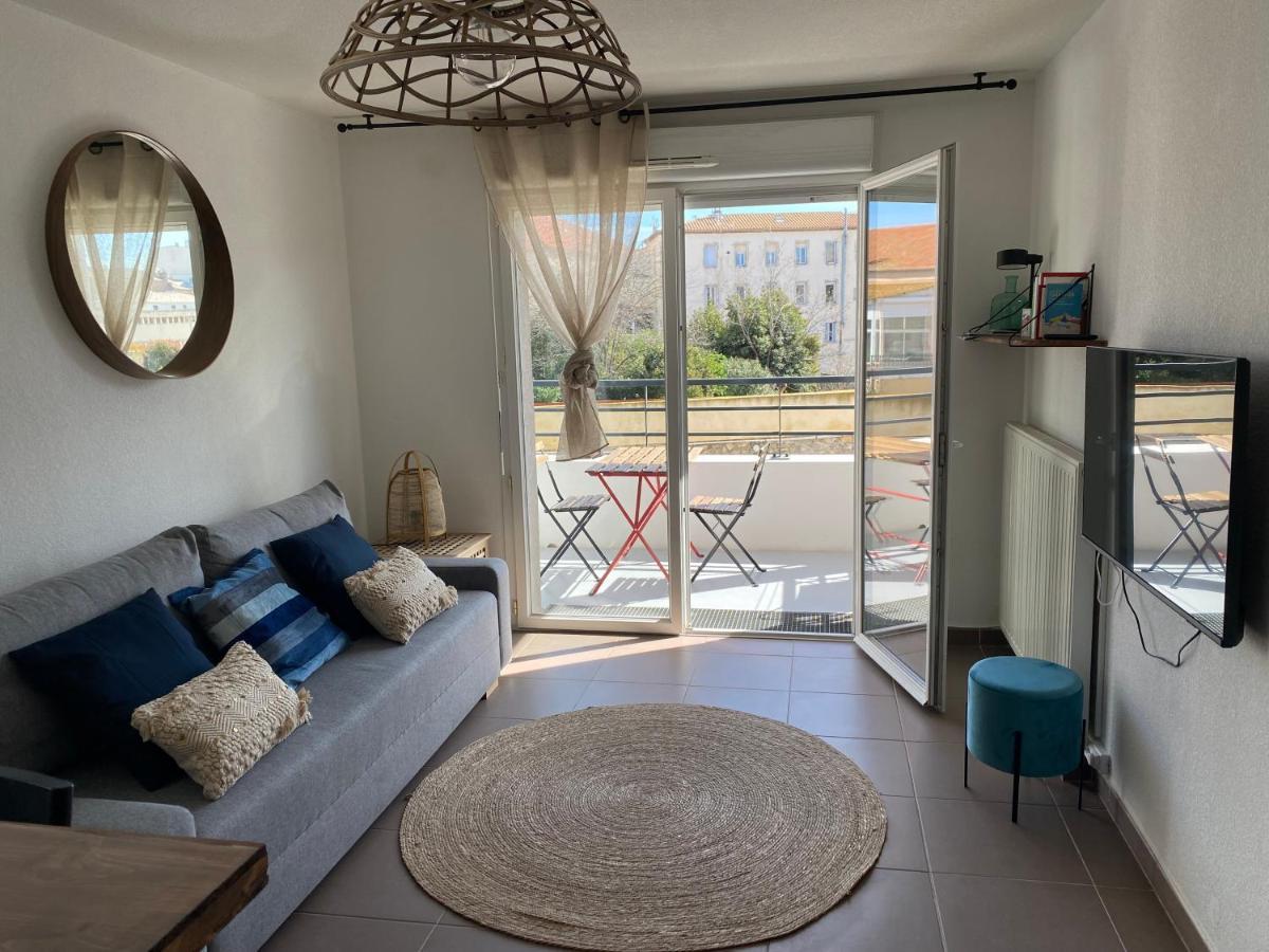 Cosy T3 Gare Terrasse + Parking * Sete